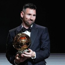 Kylian Mbappé na društvenim mrežama prvi put želi Lionelu Messiju da osvoji Zlatnu loptu
